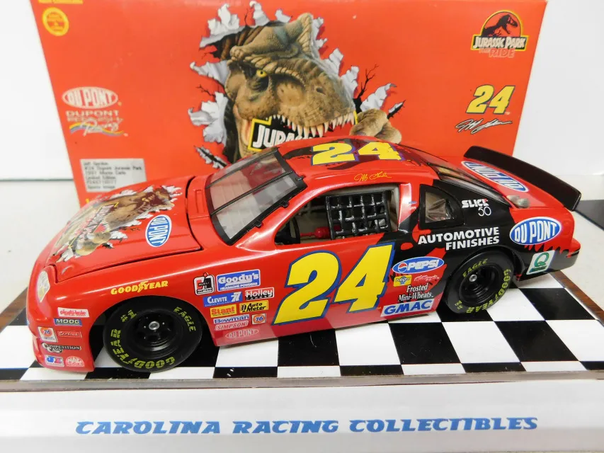 /img/53402-jeff-gordon-last-car-diecast-display.webp