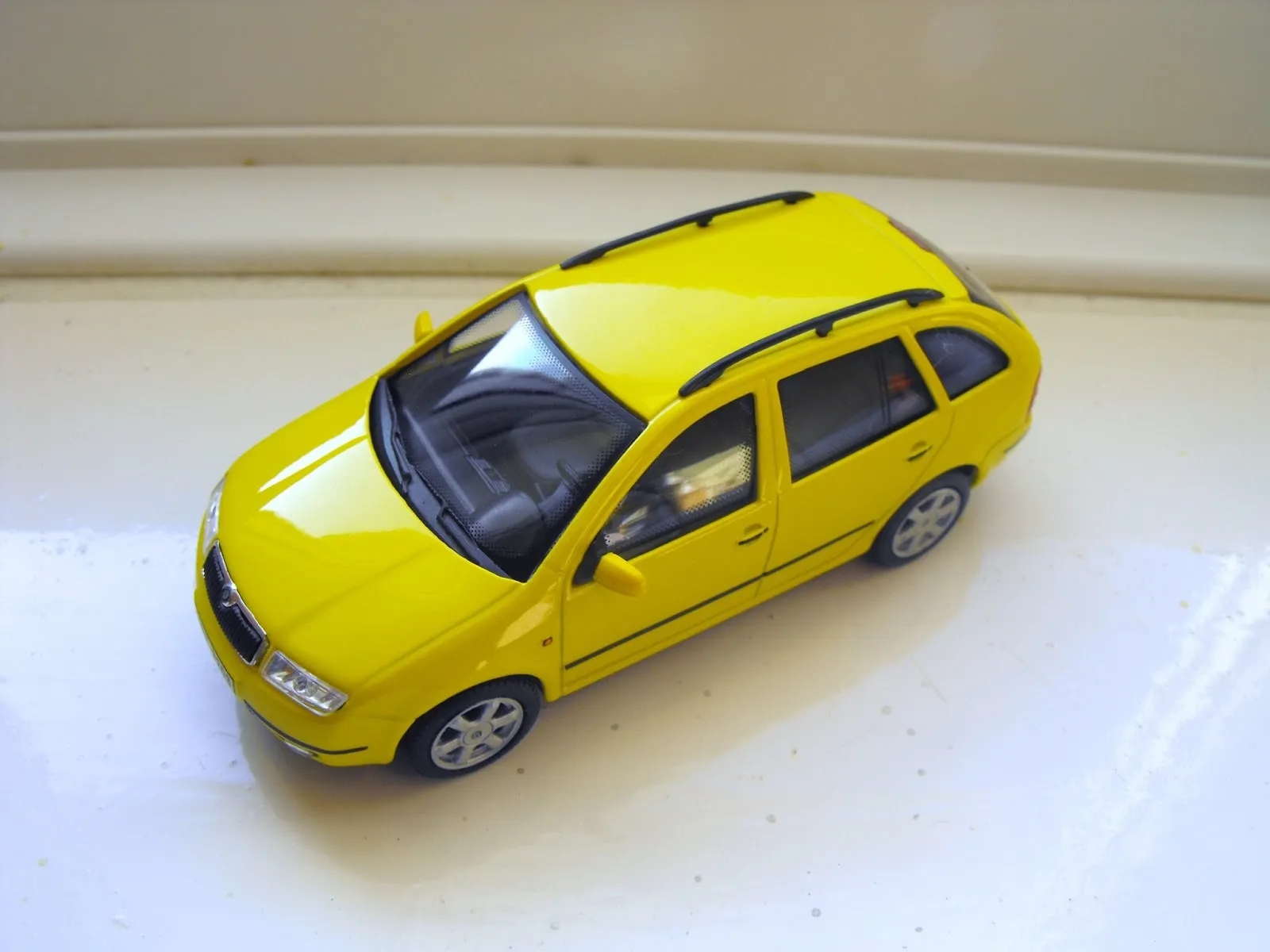 53418 diecast skoda fabia collection