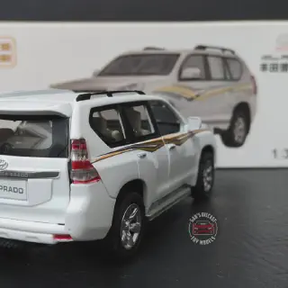 /img/53502-prado-diecast-car-7.webp