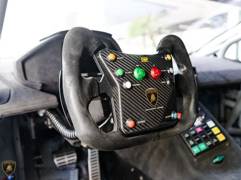 53511 lamborghini super trofeo diecast buying guide