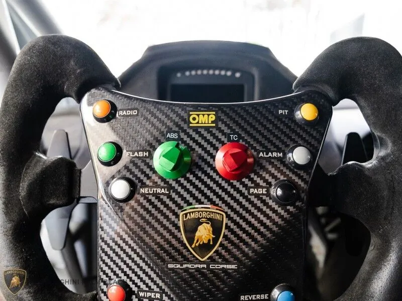 53511 lamborghini super trofeo diecast close up