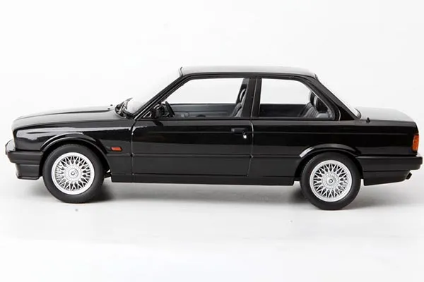 53517 diecast bmw 318i display