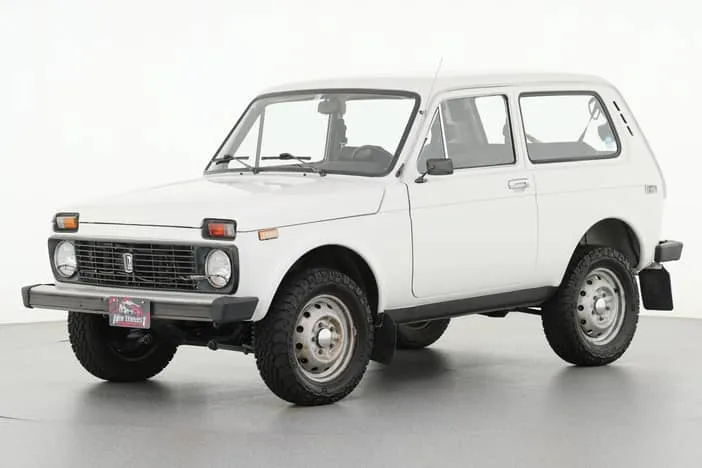 53530 lada niva diecast materials