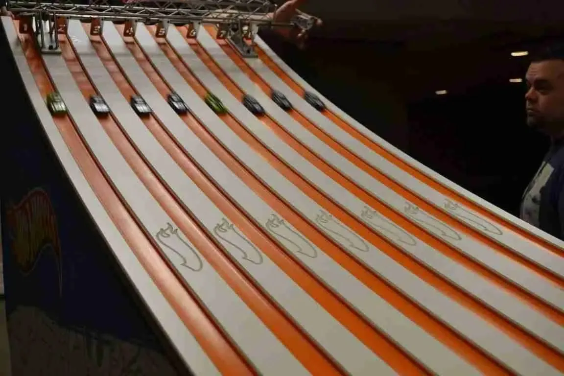 53533 diecast car closeup