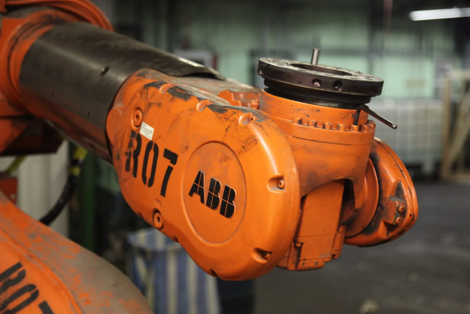 53544 ertl diecast toys