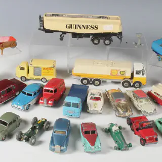 /img/53568-diecast-car-brands.webp