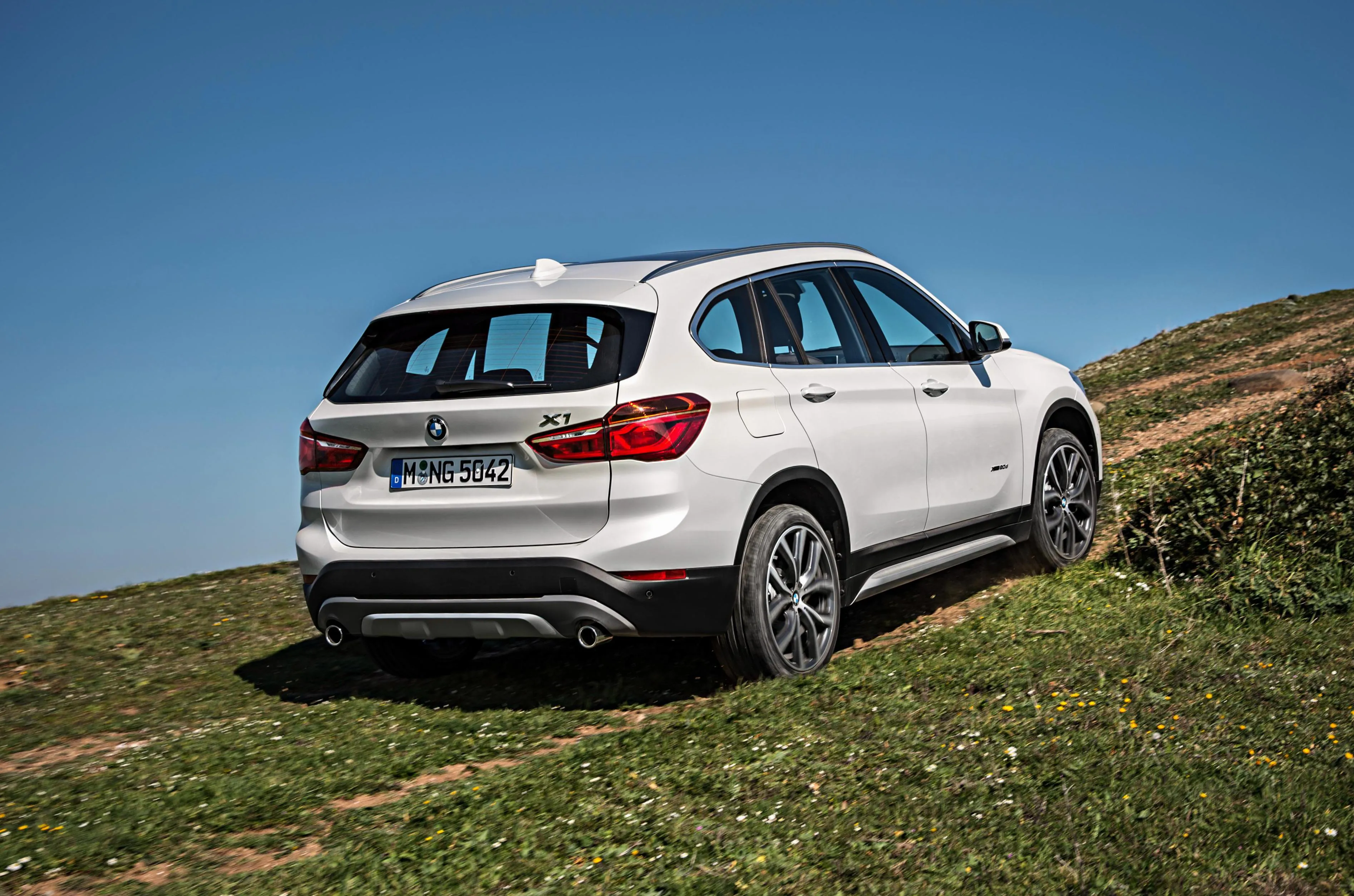 53595 bmw x1 f48 diecast model production