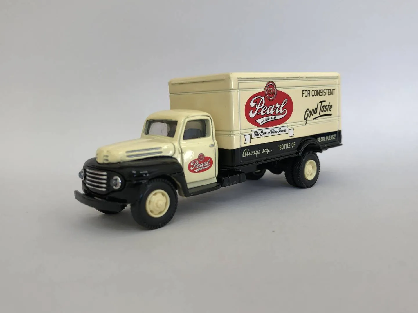 53661 hartoy diecast truck history