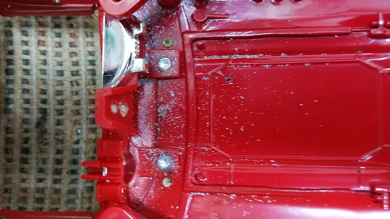 53681 diecast vs plastic 4