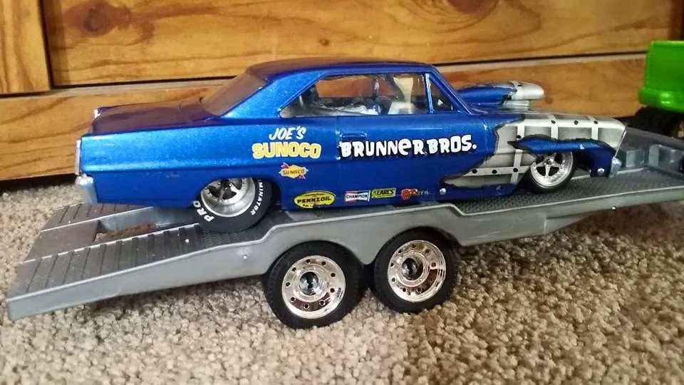 53721 diecast racing truck engine