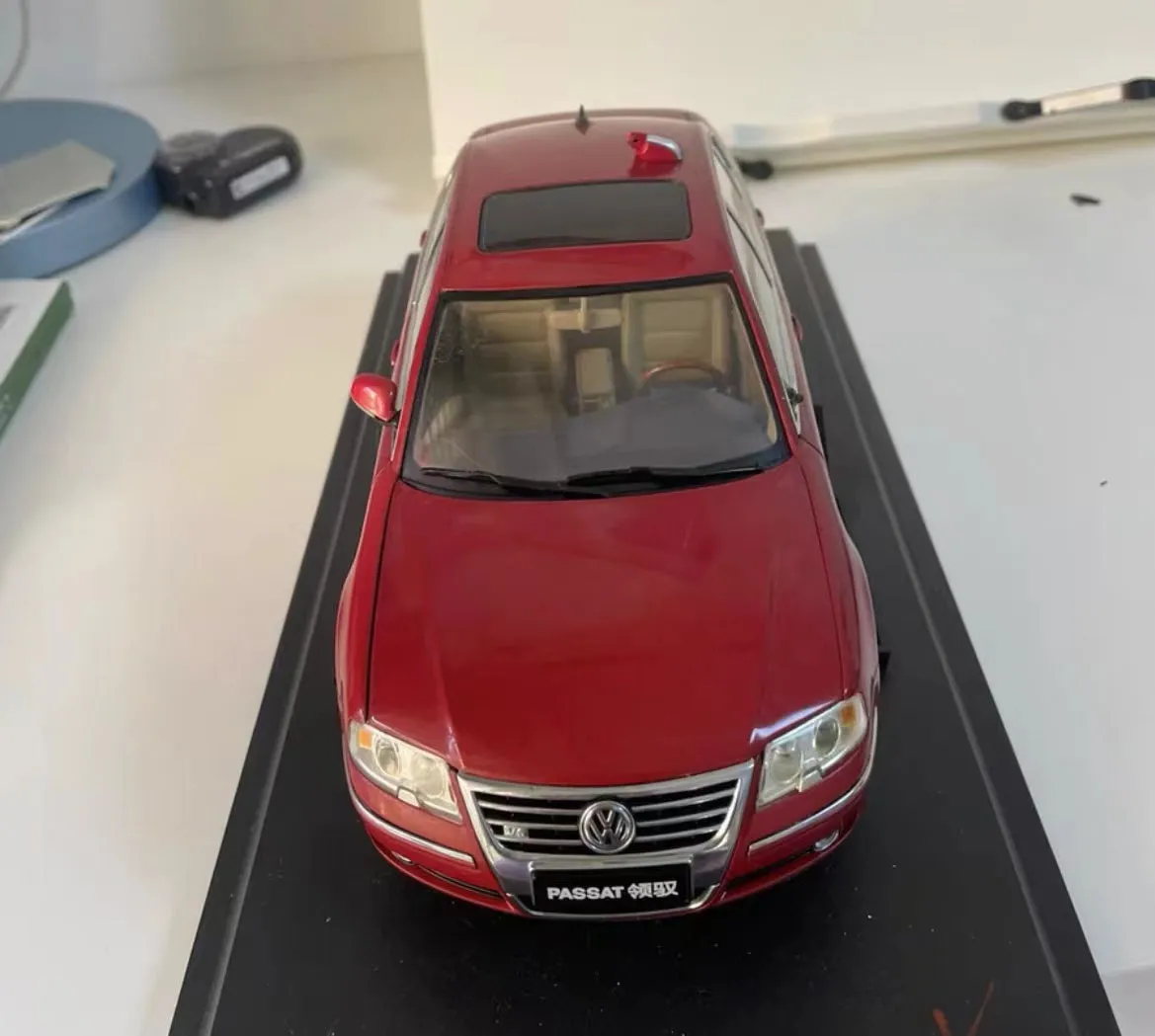 53770 limited edition vw passat diecast