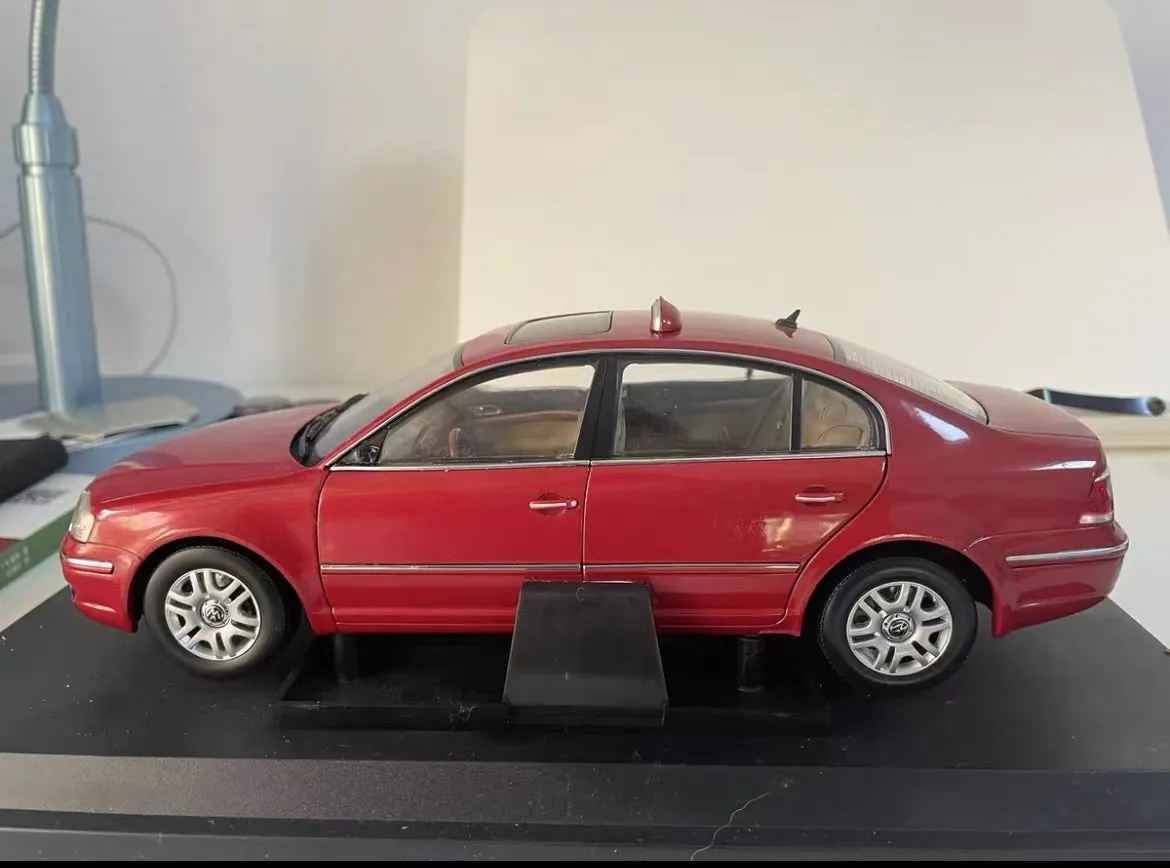 53770 vw passat b7 diecast